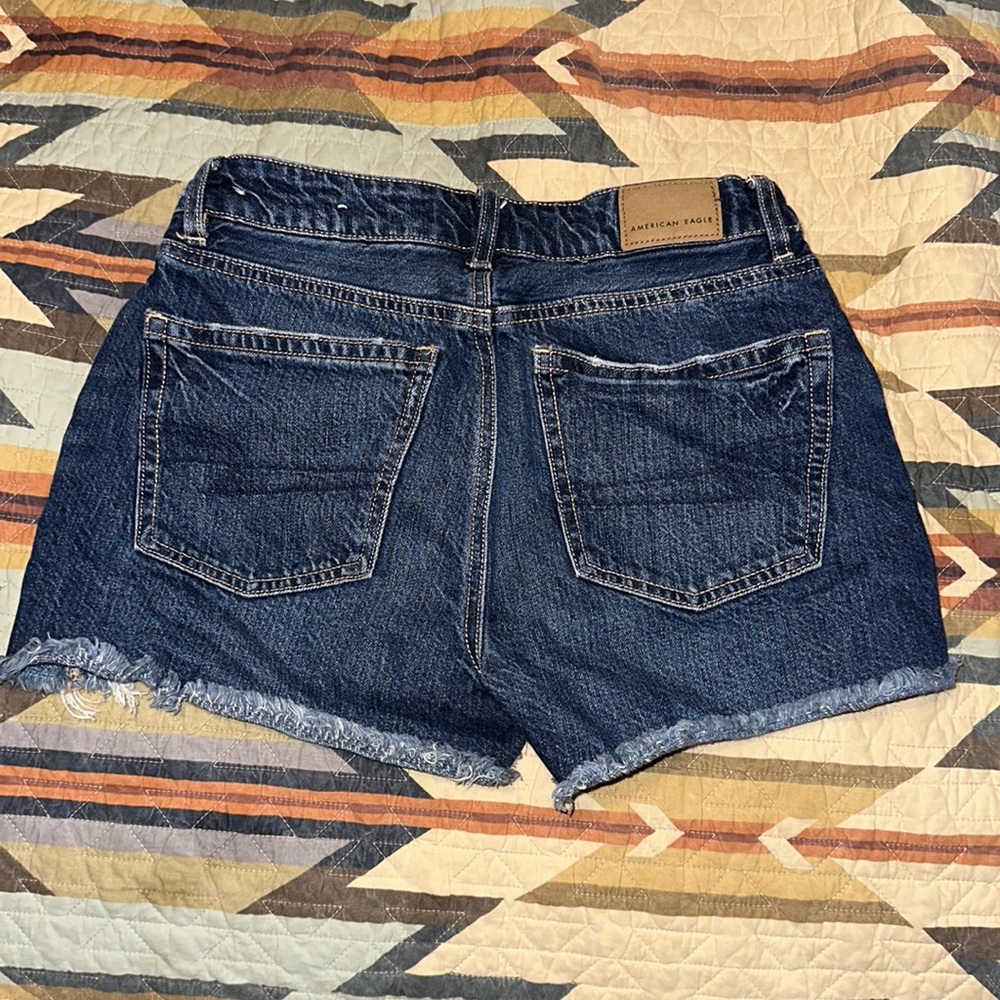 Shorts - Picture 2 of 5